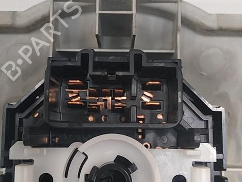 climate-control-toyota-yaris-_p9_-2005-2006-2007-2008-2009-2010-2011-2012-2013-2014-28775636 main image