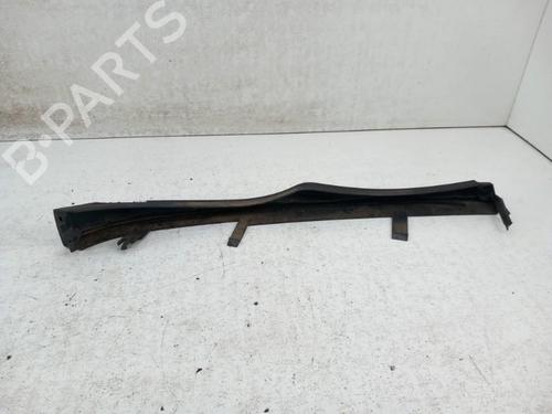 Used Headlight eyebrow BMW 3 (E46) 320 d (150 hp) 28746210