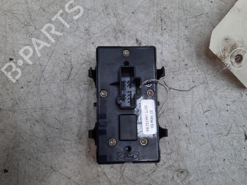 Used Left front window switch Left front window switch FORD MONDEO III Saloon (B4Y) 1.8 16V (110 hp) 28748796 28748796