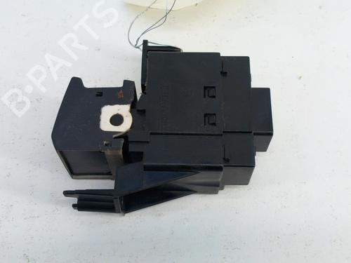 Used Switch RENAULT LAGUNA III (BT0/1) 2.0 dCi (BT01, BT08, BT09, BT0E, BT0K, BT12, BT1C, BT1D,... (150 hp) 28751397