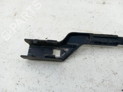 Used Front windshield wiper arm VW GOLF VII (5G1, BQ1, BE1, BE2) 1.2 TSI (105 hp) 28740889