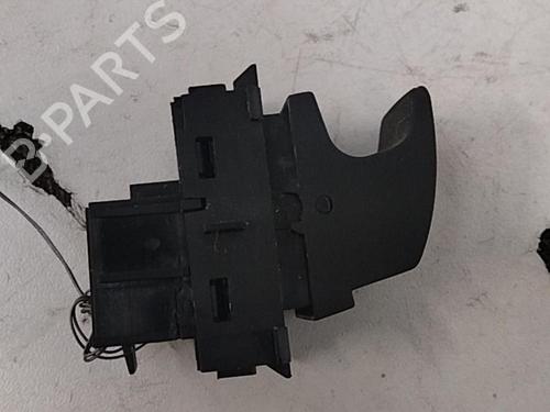 Used Left rear window switch VW GOLF VII (5G1, BQ1, BE1, BE2) 1.4 TSI (140 hp) 28769818