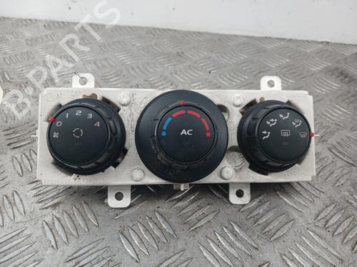 Used Climate control RENAULT MASTER III Van (FV) 2.3 dCi 100 FWD (FV0A, FV0B, FV0G, FV0K, FV0H) (101 hp) 31917693