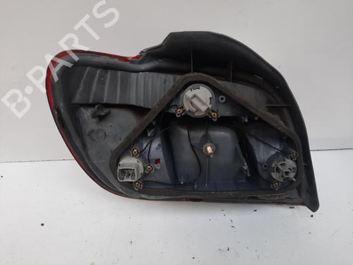 right-taillight-toyota-yaris-_p1_-1999-2000-2001-2002-2003-2004-2005-28784804 main image