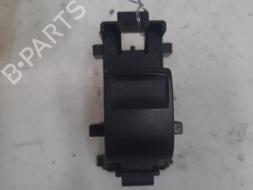 Used Right front window switch TOYOTA YARIS (_P9_) 1.4 D-4D (NLP90_, NLP90R) (90 hp) 28769120