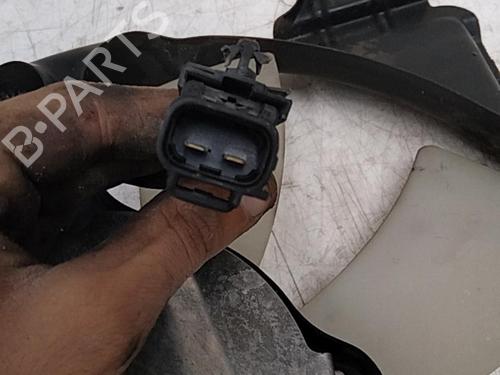 radiator-fan-toyota-rav-4-ii-_a2_-2000-2001-2002-2003-2004-2005-28763641 main image