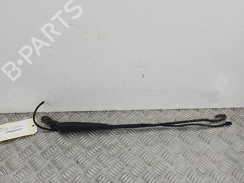 Used Front windshield wiper arm MERCEDES-BENZ VITO Van (W638) 112 CDI 2.2 (638.094) (122 hp) 28737116