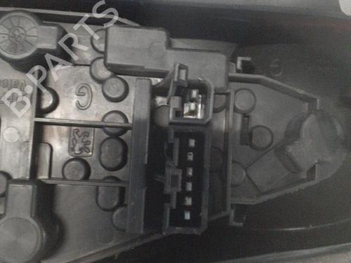 Used Left taillight PEUGEOT 306 (7B, N3, N5) 1.6 SR (89 hp) 28765058