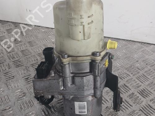 Used Steering pump Steering pump DACIA DUSTER (HS_) 1.5 dCi 4x4 (HSMC, HSMD) (110 hp) 32413622 32413622