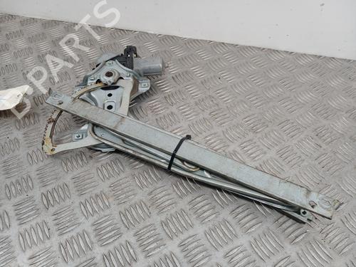 Used Front left window mechanism TOYOTA YARIS (_P13_) 1.4 D (NLP130_, NLP130) (90 hp) 31758411