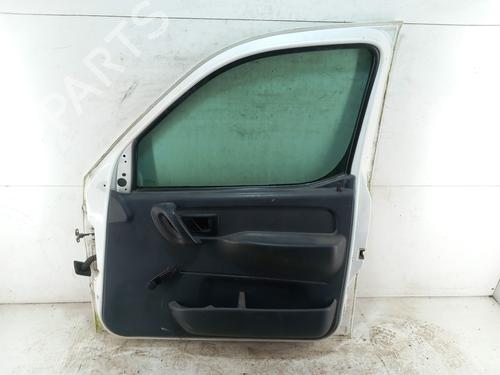 Used Right front door Right front door 28733747 28733747