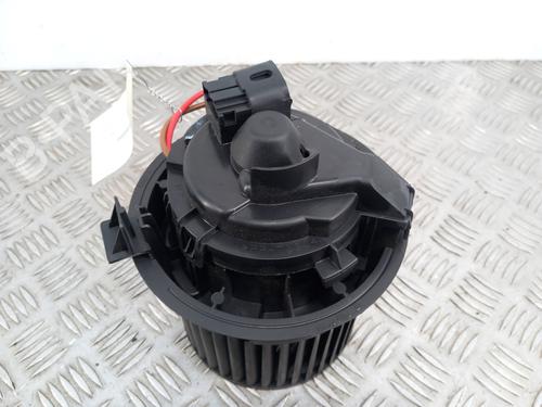 Used Heater blower motor DACIA LOGAN MCV II 1.5 dCi (75 hp) 29843940