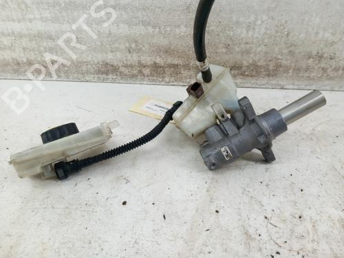 Used Brake master cylinder Brake master cylinder PEUGEOT 308 II (LB_, LP_, LW_, LH_, L3_) 1.6 HDi / BlueHDi 115 (115 hp) 28780930 28780930