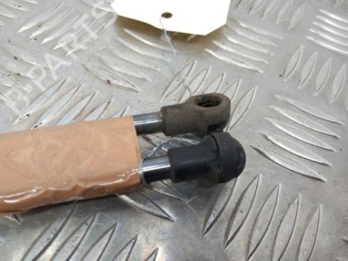 tailgate-lift-support-seat-ibiza-iv-st-6j8-6p8-2010-2011-2012-2013-2014-2015-2016-28757262 main image