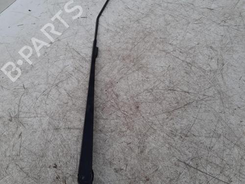 Used Front windshield wiper arm PEUGEOT 207 (WA_, WC_) 1.6 HDi (90 hp) 28763782