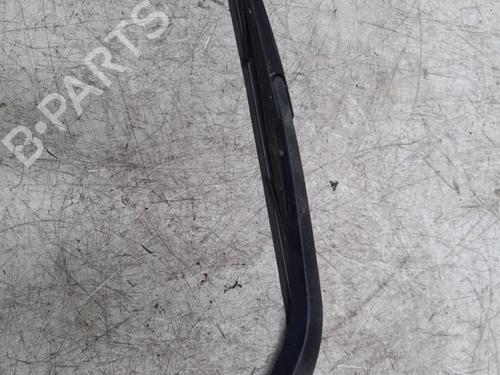 Used Rear windshield wiper arm NISSAN NOTE (E11, NE11) 1.5 dCi (86 hp) 28752685