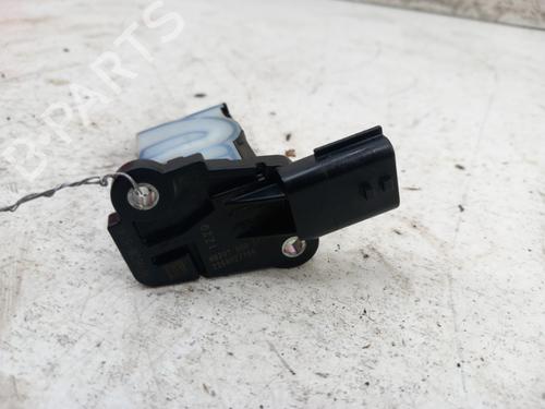 Used Mass air flow sensor Mass air flow sensor RENAULT MEGANE IV Grandtour (K9A/M/N_) 1.5 Blue dCi 115 (K9A6) (116 hp) 28738148 28738148