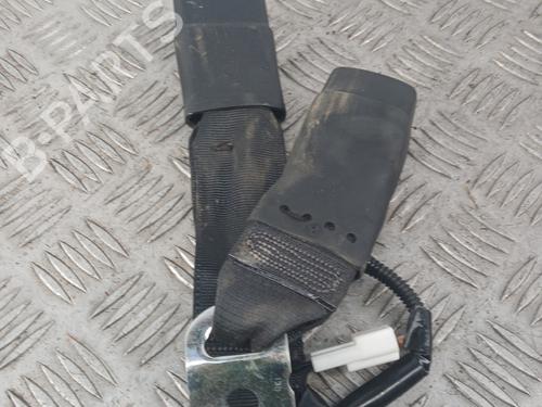 Used Seat buckle Seat buckle TOYOTA YARIS (_P13_) 1.4 D (NLP130_, NLP130) (90 hp) 31758397 31758397