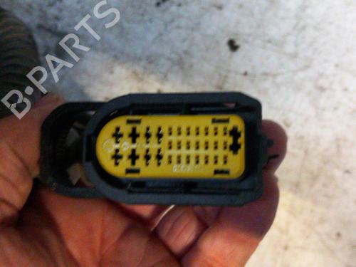Used Right rear door RENAULT LAGUNA III Grandtour (KT0/1) 2.0 dCi (KT01, KT08, KT09, KT0K, KT12, KT1D, KT1W) (150 hp) 28759262