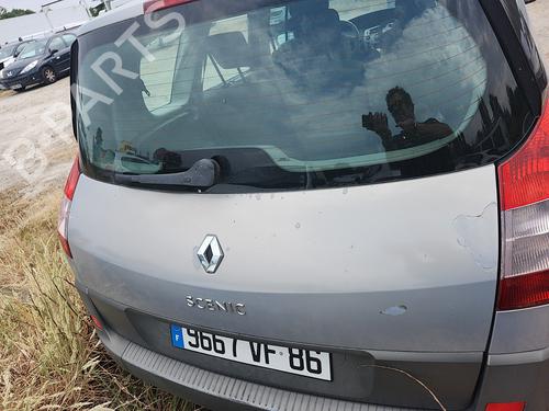 Brugte RENAULT GRAND SCÉNIC II (JM0/1_) 1.9 dCi (JM0G, JM12, JM1G, JM2C) (120 hp) 4287419