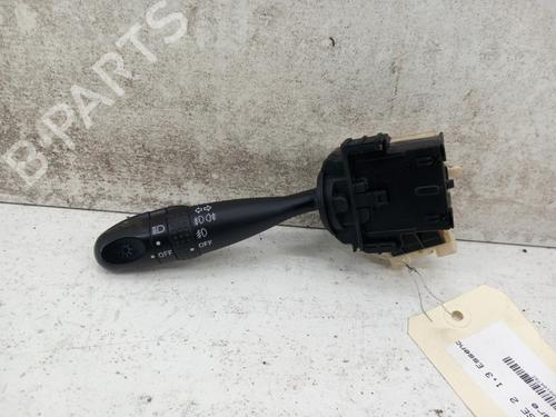 Spak kontakt TOYOTA YARIS (_P1_) 1.3 (SCP12_, SCP13_, SCP12R, SCP13R) (87 hp) 28734824