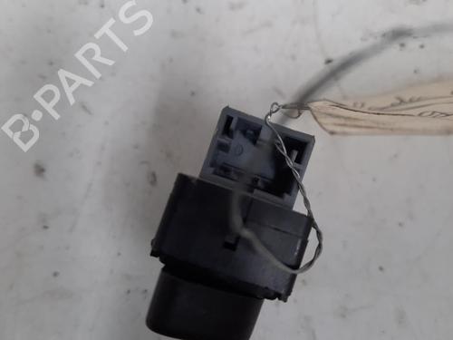 Used Right rear window switch VW POLO IV (9N_, 9A_) 1.9 TDI (101 hp) 28764638