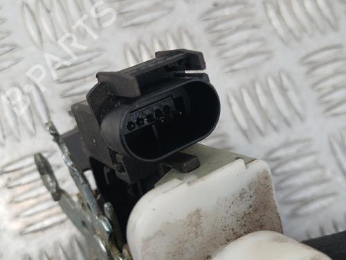 front-right-lock-audi-a3-8l1-1996-1997-1998-1999-2000-2001-2002-2003-2004-2005-2006-39759207 main image