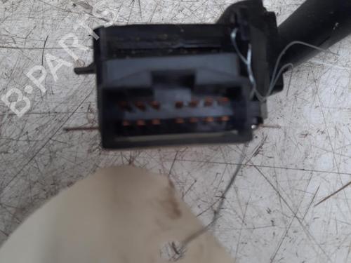 Used Steering column stalk KIA SPORTAGE II (JE_, KM_) 2.0 CRDi (140 hp) 28775127