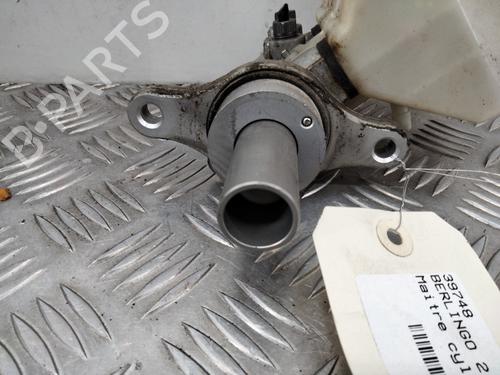Used Brake master cylinder Brake master cylinder CITROËN BERLINGO Box Body/MPV (B9) 1.6 HDi / BlueHDi 75 (75 hp) 28737151 28737151