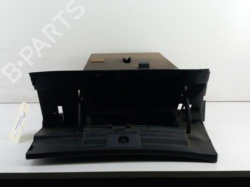 Used Glove box NISSAN QASHQAI I (J10, NJ10) 1.5 dCi (106 hp) 28762345