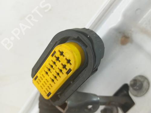 Right front door RENAULT TRAFIC II Bus (JL) 2.0 dCi 90 (JL00, JL01, JL0H, JL0M, JL0P, JL0S) | BP28734156C3 