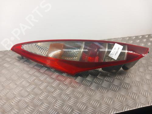 Rückleuchte Links für FIAT ULYSSE (179_) 2.0 JTD (109 hp) 28739152
