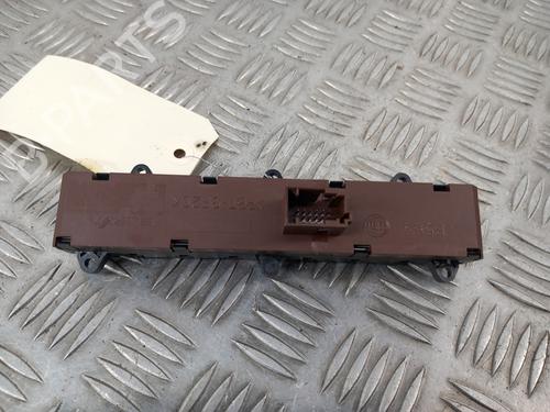 Used Warning switch Warning switch FIAT DUCATO Van (250_) 150 Multijet 2,3 D (148 hp) 31089520 31089520