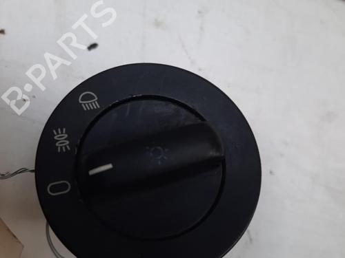 Used Headlight switch BMW 5 Touring (E39) 525 tds (143 hp) 28749542