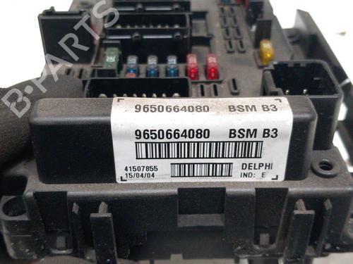 Used Fuse box Fuse box PEUGEOT 307 (3A/C) 1.6 16V (109 hp) 28777965 28777965