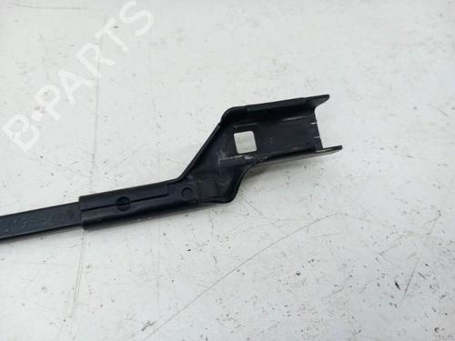 Front windshield wiper arm SEAT IBIZA IV (6J5, 6P1) 2.0 TDI | BP28740495C143 