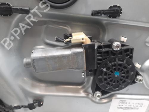Rudehejsemekanisme Højre foran KIA CARENS III MPV (UN) 2.0 CRDi 140 (140 hp) 28776003