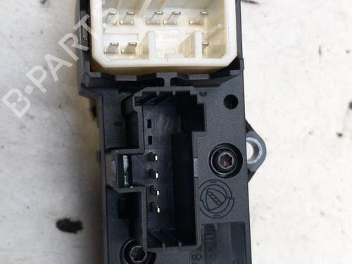 warning-switch-alfa-romeo-159-939_-2005-2006-2007-2008-2009-2010-2011-2012-28778877 main image