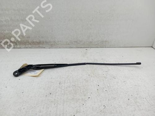 Used Front windshield wiper arm FIAT DUCATO Van (230_) 2.5 D (84 hp) 28767910