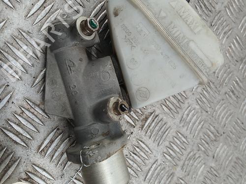 Used Brake master cylinder Brake master cylinder 36467933 36467933