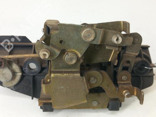 Used Tailgate handle Tailgate handle VW TRANSPORTER T4 Bus (70B, 70C, 7DB, 7DK, 70J, 70K, 7DC, 7DJ) 2.4 D (78 hp) 28750630 28750630