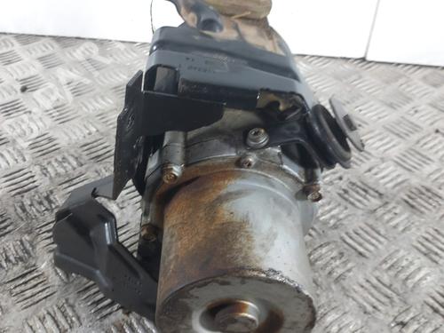 Used Steering pump Steering pump RENAULT LAGUNA III Grandtour (KT0/1) 2.0 dCi (KT07, KT0J, KT14, KT1A, KT1S) (131 hp) 29956463 29956463