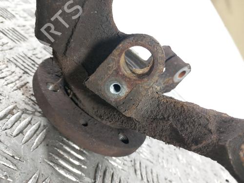 Left front steering knuckle RENAULT TWINGO I (C06_) 1.2 16V (C060) | BP28744996M25