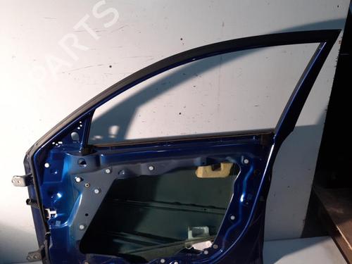 Dør høyre foran MAZDA 3 (BK) 1.6 (BK14) (105 hp) 28758497
