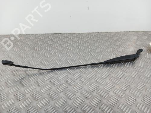 Used Front windshield wiper arm FIAT 500 (312_) 1.3 D Multijet (312AXB1A) (75 hp) 28736520