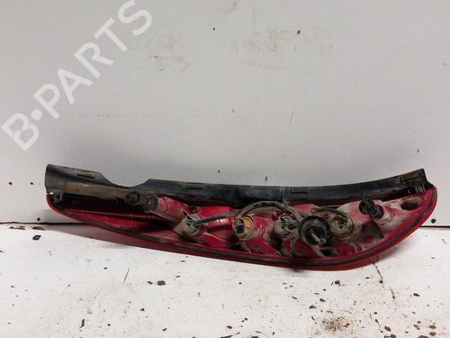 Used Right taillight FORD MONDEO III Turnier (BWY) 2.0 16V TDDi / TDCi (115 hp) 28748476