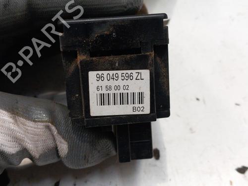 Mando intermitentes / limpia Mando intermitentes / limpia FIAT SCUDO Van (220_) 2.0 JTD (94 hp) 28751688 28751688