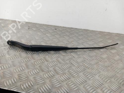 Used Front windshield wiper arm RENAULT MEGANE III Hatchback (BZ0/1_, B3_) 1.5 dCi (BZ09, BZ0D, BZ1W, BZ29, BZ14) (110 hp) 28780344