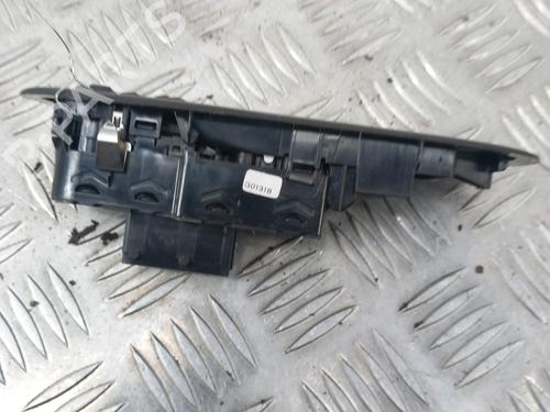 Left front window switch PEUGEOT 208 I (CA_, CC_) 1.2 VTI 82 | BP28779591I27