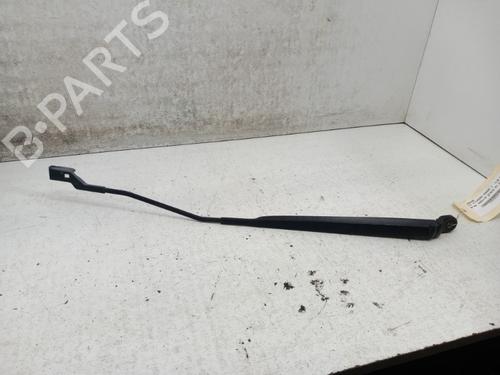 Used Front windshield wiper arm CITROËN C3 Picasso (SH_) 1.6 HDi (90 hp) 28734449